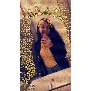 Meet your Posher, Stella